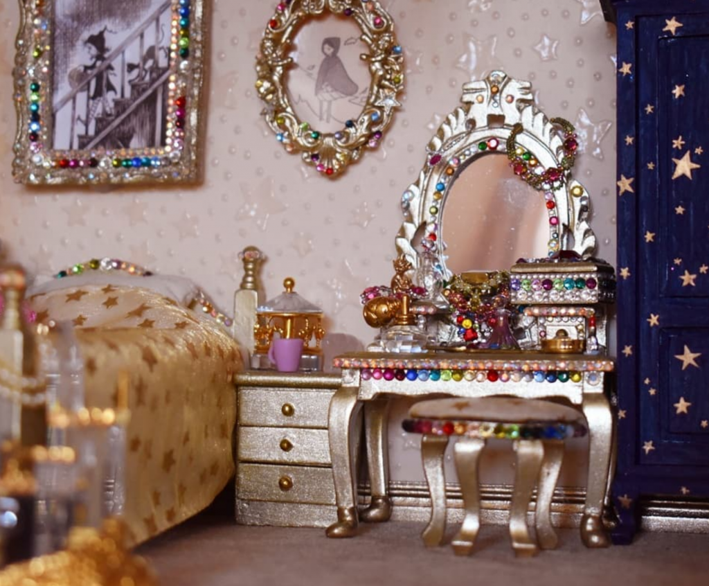 Celestine's miniature wiskling bedroom